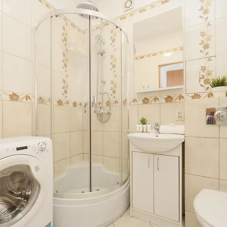 Apartment Cozy & Comfortable Grodeckiego By Renters *
